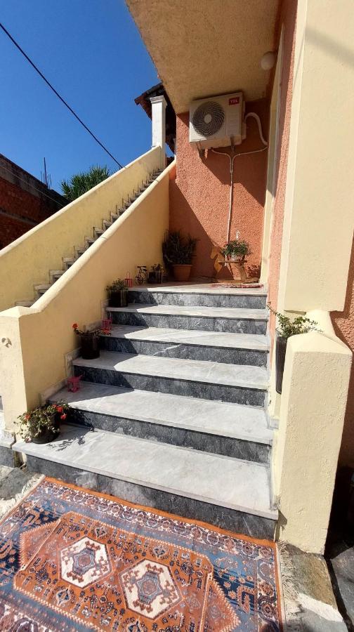 Alex Apartment Perama  Ngoại thất bức ảnh